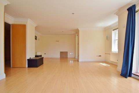 2 bedroom flat to rent, Bournemouth