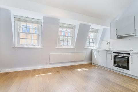 Studio to rent, Rupert Street, London, W1D