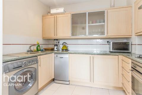 2 bedroom flat to rent, Cavendish Road, SW12