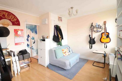 undefined, Croydon Road, Penge