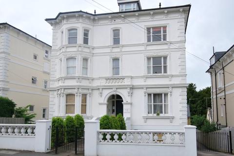 2 bedroom flat to rent - Upper Grosvenor Road, Tunbridge Wells