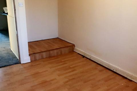 2 bedroom flat to rent, Weoley Castle Road, Birmingham