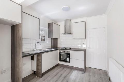 1 bedroom flat to rent, Kellino Street, Tooting