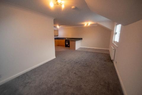 2 bedroom flat to rent, Kinclaven Gardens, Glenrothes, KY7