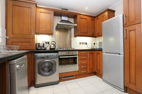 3 bedroom flat to rent, Christchurch Road, Bournemouth