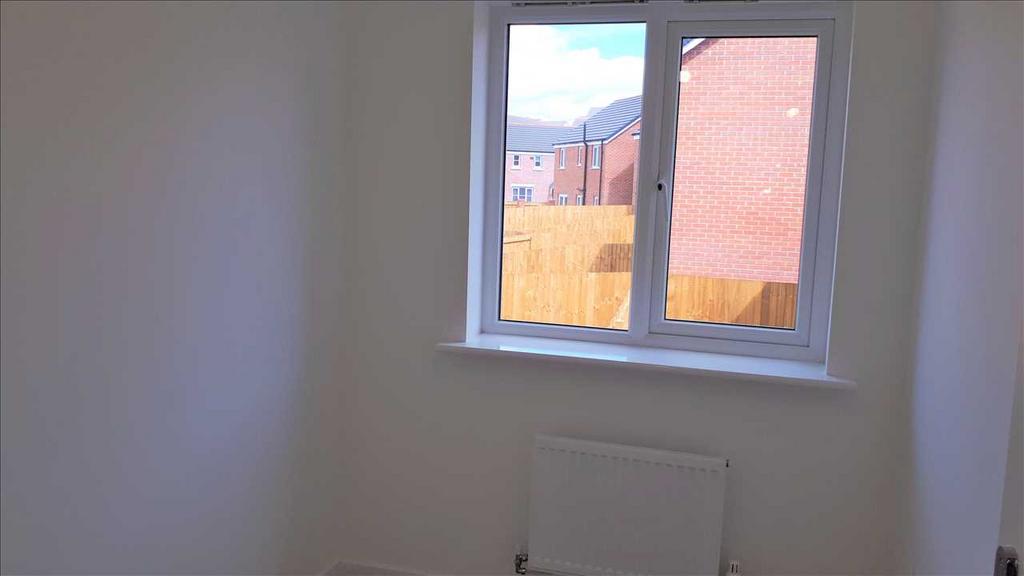 Back bedroom 3 :