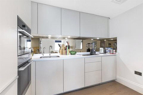 undefined, Bull Inn Court, London, WC2R