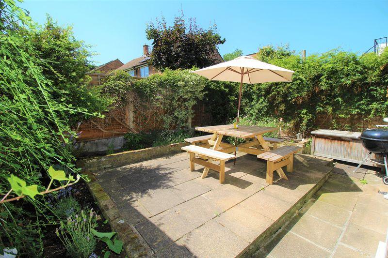 Apartment in London - View 3