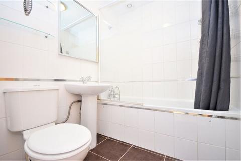 1 bedroom flat to rent, Makepeace Road, Northolt UB5 5UH