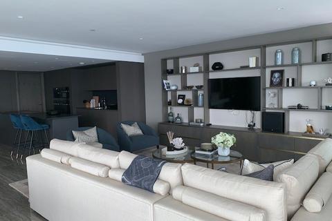 3 bedroom apartment to rent, One Blackfriars, London, SE1