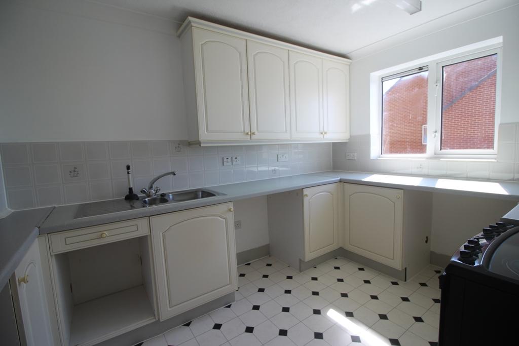 Fitted kitchen