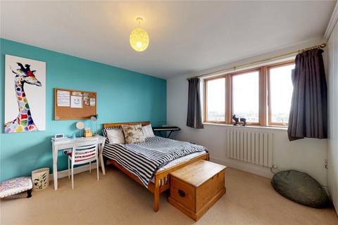 2 bedroom penthouse for sale, Meath Crescent, London, E2