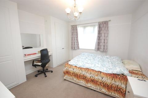 3 bedroom semi-detached house to rent - Nethercourt Avenue, London, N3