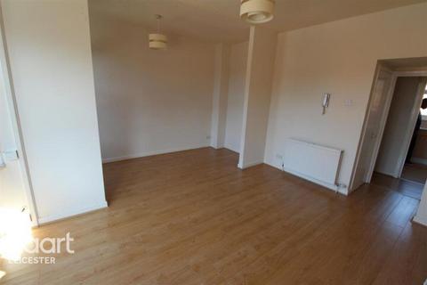 1 bedroom apartment to rent, Glenfield Road, Leicester