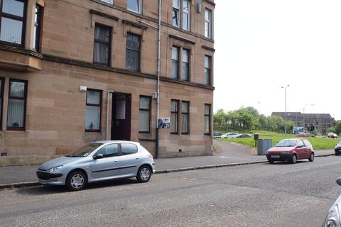 2 bedroom flat to rent, Springburn Road, Springburn, Glasgow, G21