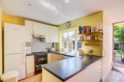 4 bedroom semi-detached house to rent, Aldrington Avenue, Hove, East Sussex, BN3