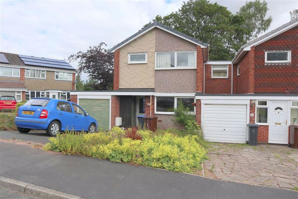 Coopers Close, Leek 3 bed link detached house £135,000