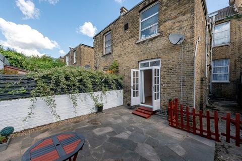 Rainham Road, London, NW10