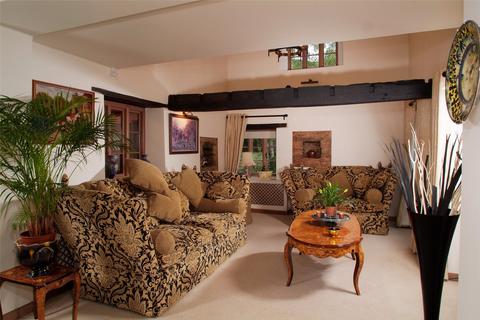 Coombe Mill Coombe, West Monkton, Taunton, TA2 8RB