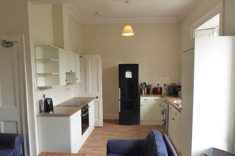 4 bedroom flat to rent - Hope Park Crescent, Newington, Edinburgh, EH8
