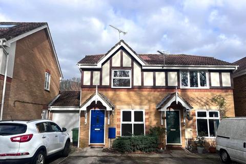 2 bedroom semi-detached house to rent, Rattigan Gardens, Whiteley