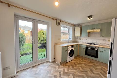 2 bedroom semi-detached house to rent, Rattigan Gardens, Whiteley