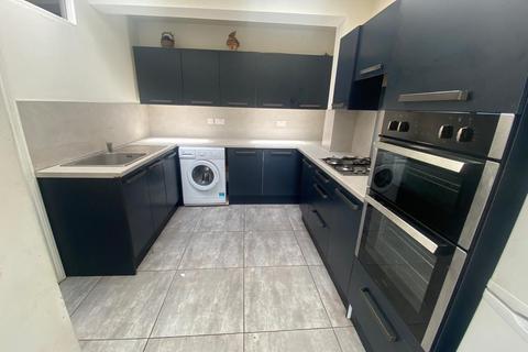 undefined, Laburnum Grove, Southall, Middlesex, UB1