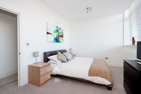 1 bedroom apartment to rent, Anglers Lane, NW5