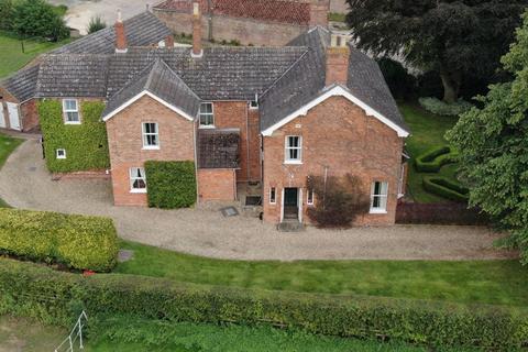 8 bedroom detached house to rent, Miningsby, Boston