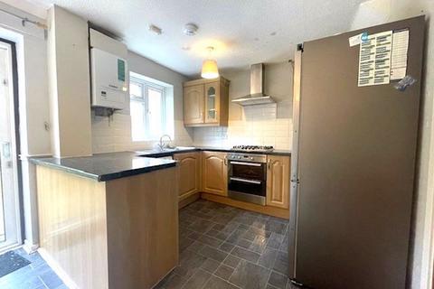 3 bedroom semi-detached house to rent, Nicholas Gardens, High Wycombe HP13