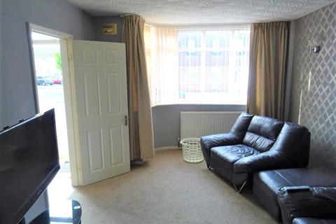 3 bedroom semi-detached house to rent, Repton Road, Wigston, Leicester LE18