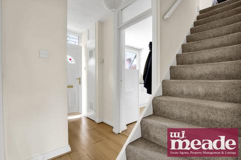 3 bedroom flat to rent, Robinson House, Limehouse, E14