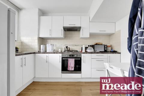 3 bedroom flat to rent, Robinson House, Limehouse, E14