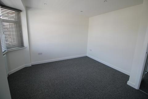 undefined, Laburnum Grove, Southall, Middlesex, UB1