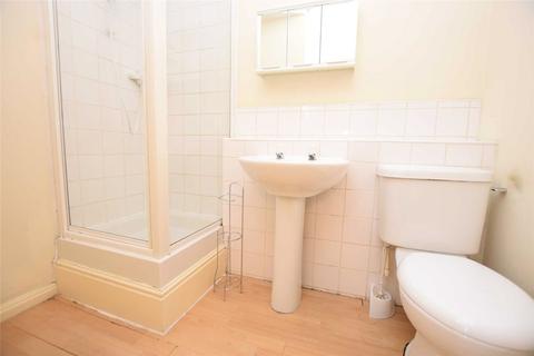 4 bedroom flat to rent, Linen Court, Salford, M3