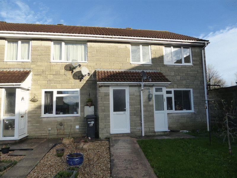 Brookland Road, Langport 2 bed flat £575 pcm (£133 pw)
