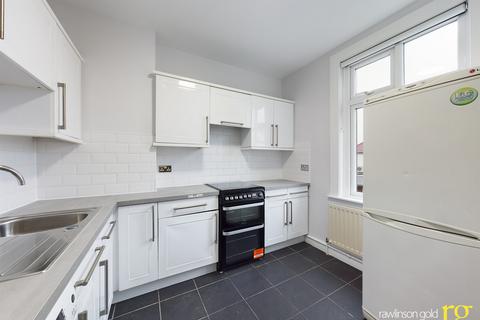 2 bedroom flat to rent, Radnor Road, Harrow