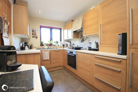 3 bedroom semi-detached house for sale, Minnis Park, Birchington