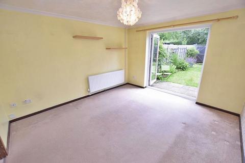 2 bedroom terraced house to rent, Harvesters Way, Maidstone