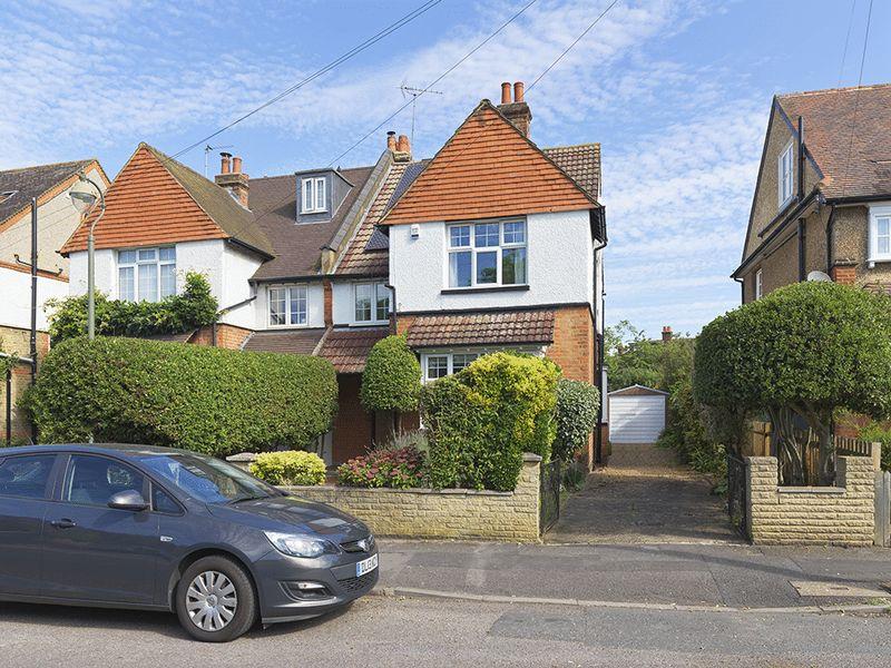 Thorkhill Road, Thames Ditton, KT7 4 bed semidetached house £925,000