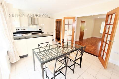 undefined, Woodbury Park Road, Ealing, W13