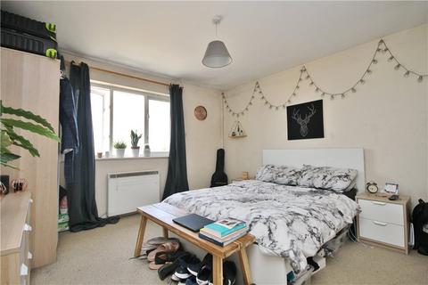 2 bedroom apartment to rent, Faraday Road, Guildford, Surrey, GU1