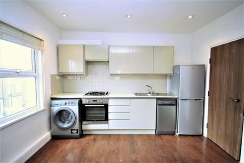 2 bedroom flat to rent, Mayton Street, Holloway