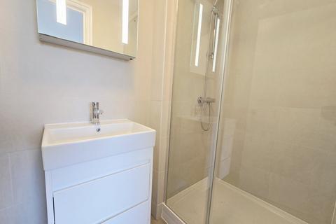 1 bedroom flat to rent, Upper Street, Islington