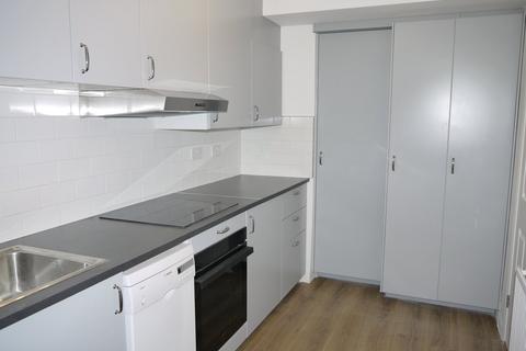 1 bedroom ground floor flat to rent, Deanswood, Bounds Green N11