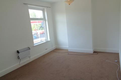 1 bedroom flat to rent, Bury Old Road, Whitefield, M45
