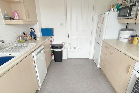 2 bedroom apartment to rent, Cleeves Court, Raleigh Street