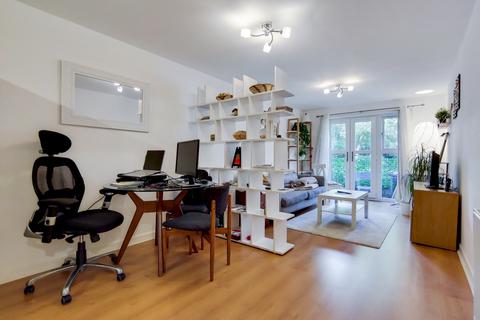 undefined, 4 Worcester Close, London SE20