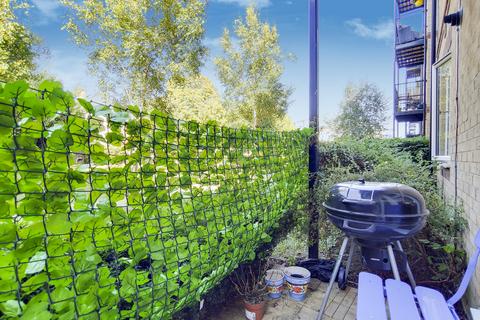 undefined, 4 Worcester Close, London SE20