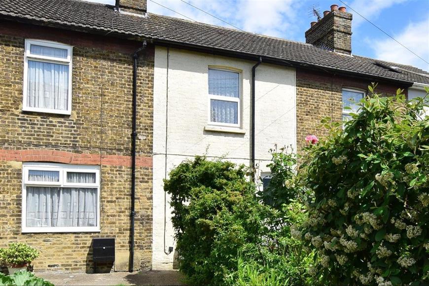 High Street, Halling, Rochester, Kent 2 bed terraced house £245,000